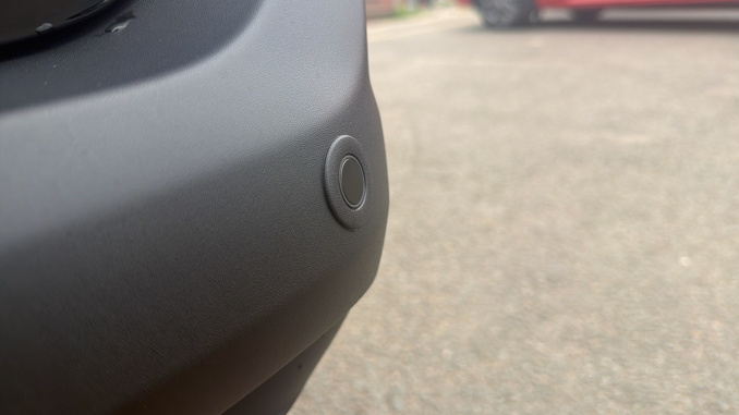 Ford Transit Courier Diesel 1.5 EcoBlue Trend Van - Image 35